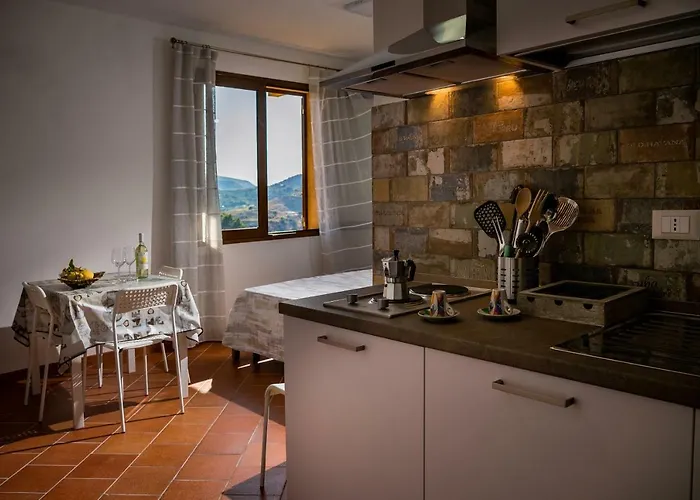 Piccolo Sole D'oro - *